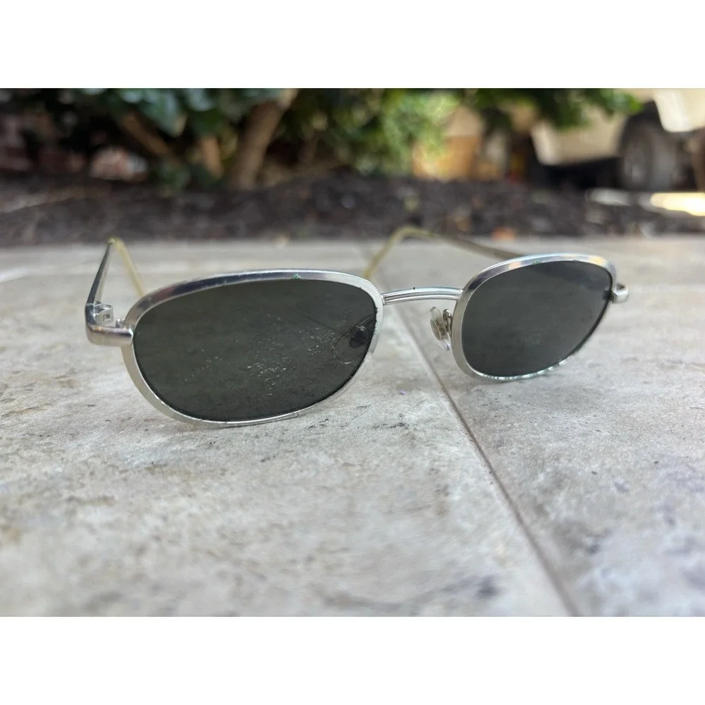 Vintage 90s Kenneth Cole⭐️Silver Metal Oval Sunglasses⭐️Y2K Wire Frame Gray Lens